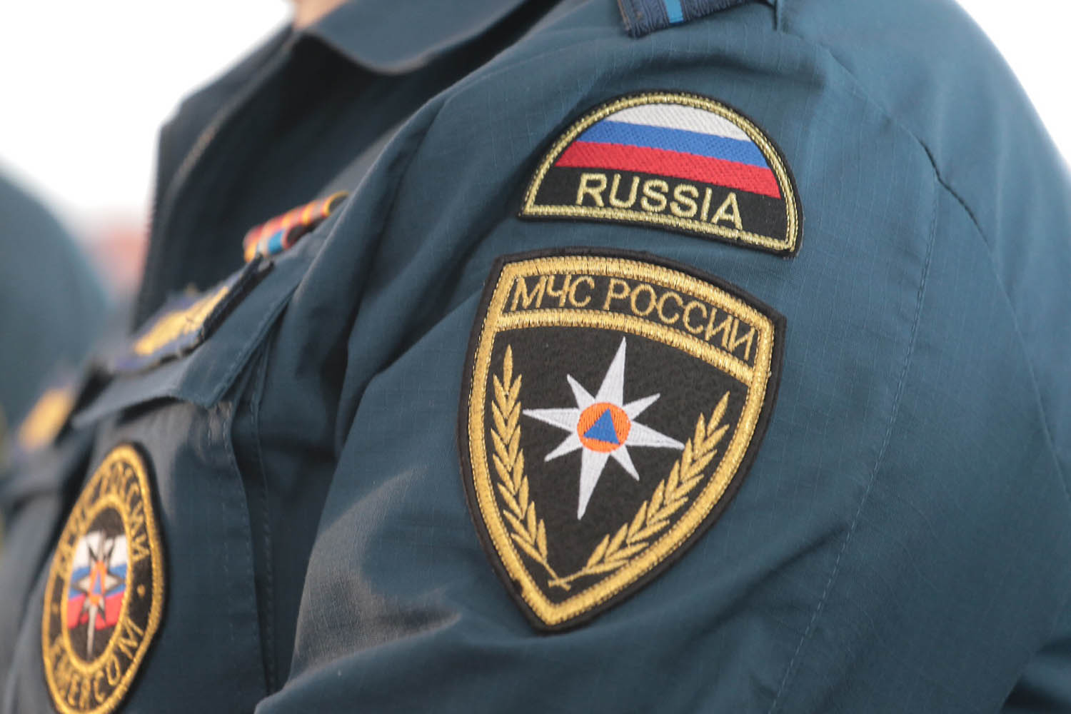 Зарплаты сотрудников МЧС в России: сколько получают в месяц